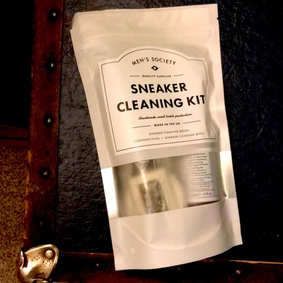 Sneaker cleaning kit 👟 - Picture 2 of 3
